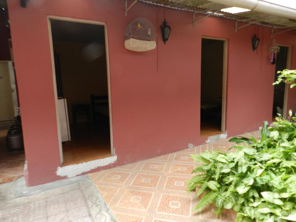 ペロタスMorada Do Estudanteアパートメント エクステリア 写真